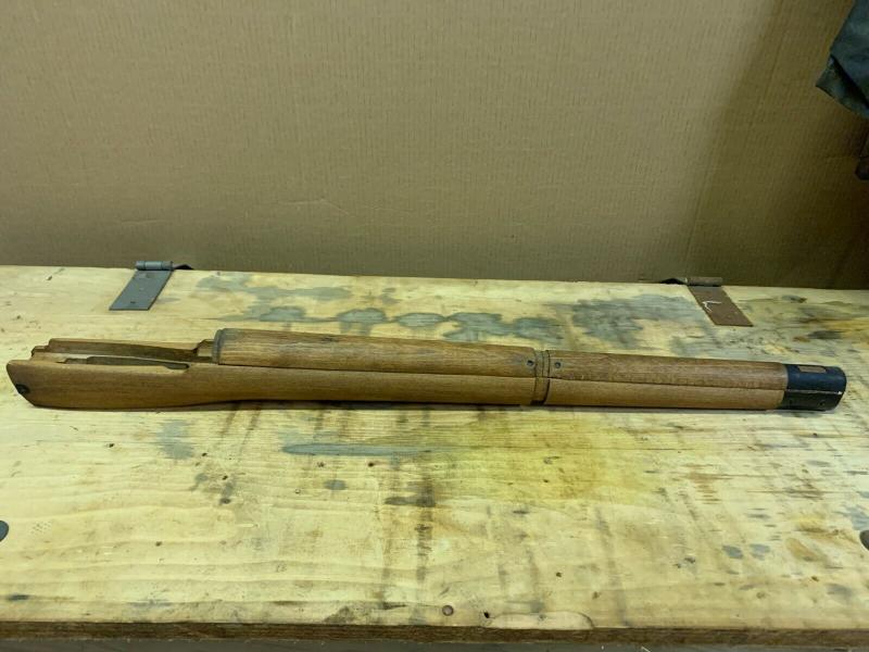 LEE ENFIELD NO4 MK1 BEECH FOREND AND HAND GUARDS FOREND IS COPY AND HANDGUARDS ARE ORIGINAL.