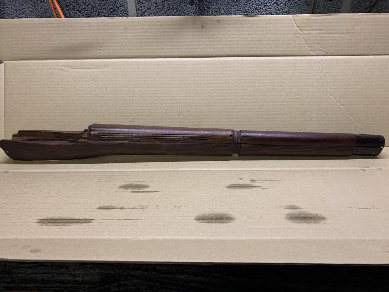 LEE ENFIELD NO4 MK1 FOREND WITH HAND GUARDS.FOREND IS COPY.