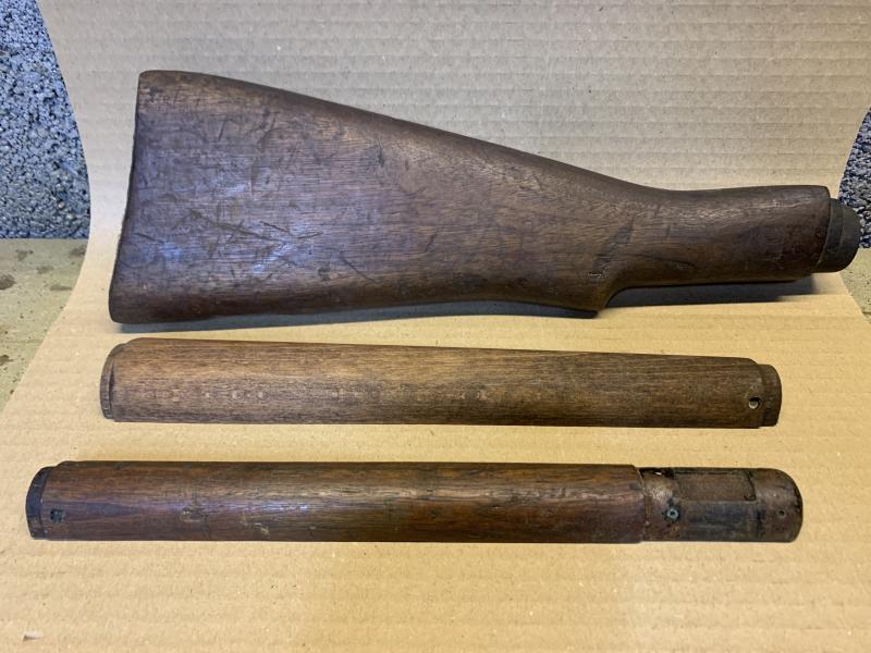 LEE ENFIELD No4 BUTT AND HANDGUARDS