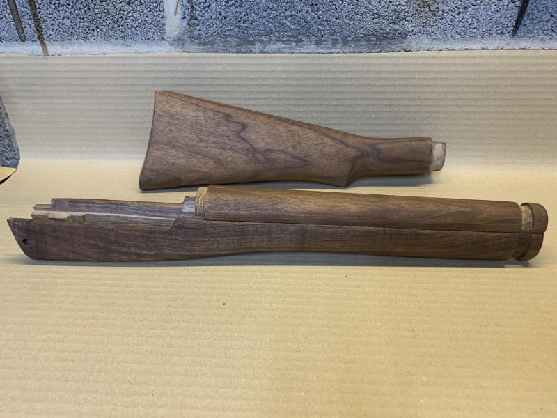 LEE ENFIELD L39A1 REPRODUCTION WALNUT WOOD SET.