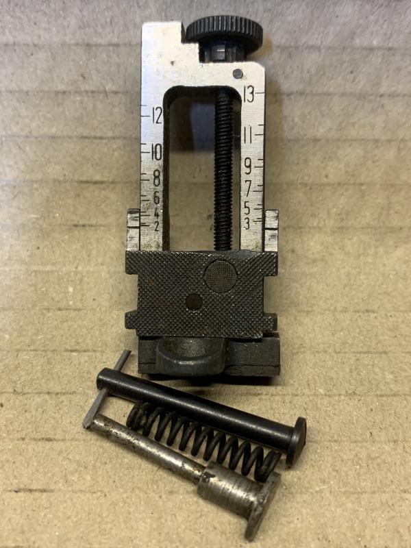LEE ENFIELD No4 MK1 SINGER TYPE MILLED REAR SIGHT. GOOD WORKING ORDER WITH GOOD CLICKS